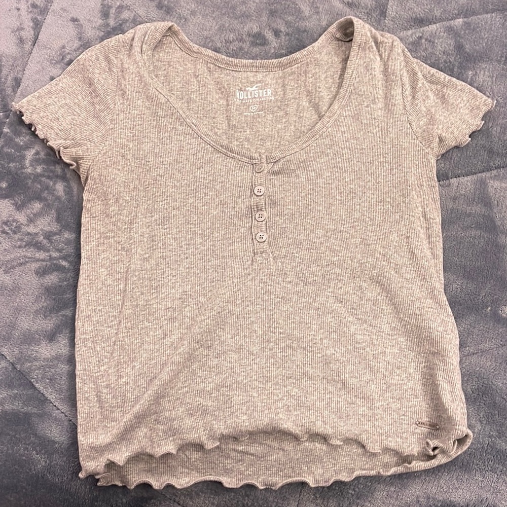 Grey hollister crop top